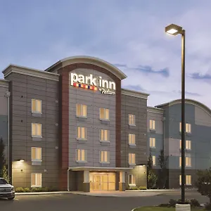 Park By Radisson, Airport North, Ab *** YYC