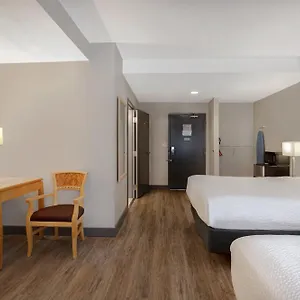 *** Motel Days By Wyndham Victoria Airport Canada